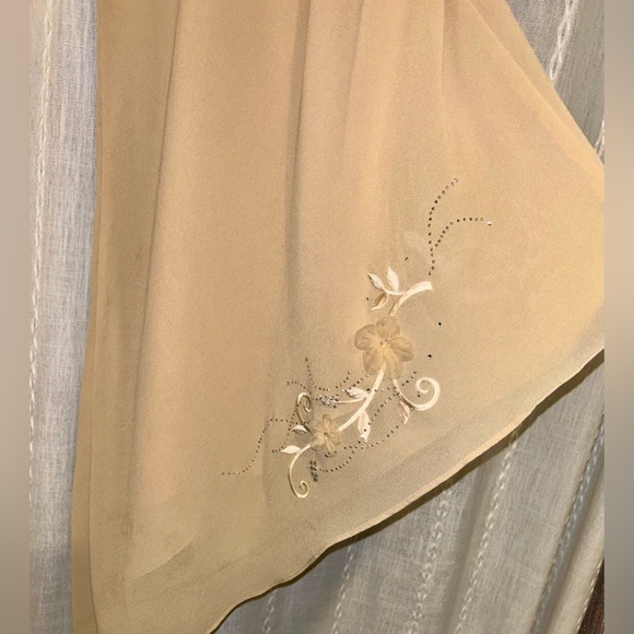 Sally USA, asymmetrical evening dress with embellishments. Sz 6 - Picture 3 of 9